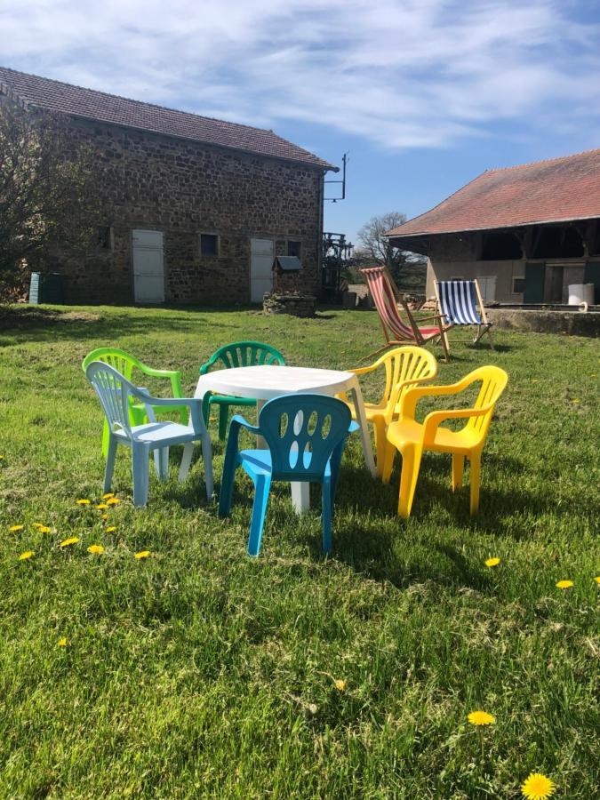 Gite A La Ferme Chaleureux Avec Cheminee Preveranges Luaran gambar